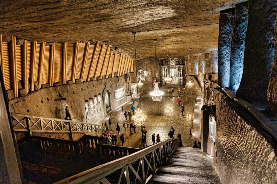 From Krakow: Wieliczka Salt Mine Guided Tour - From Krakow to Wieliczka: getting there without fuss