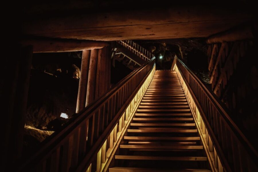 From Krakow: Wieliczka Salt Mine Guided Tour & Hotel pick-up - Getting There Smoothly With Hotel Pick-Up and Round-Trip Transfer