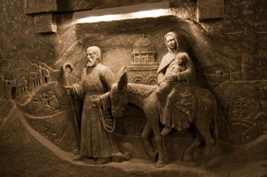 From Krakow: Wieliczka Salt Mine Tourist Route - Salt art and the miner’s legacy: sculptures you’ll keep noticing