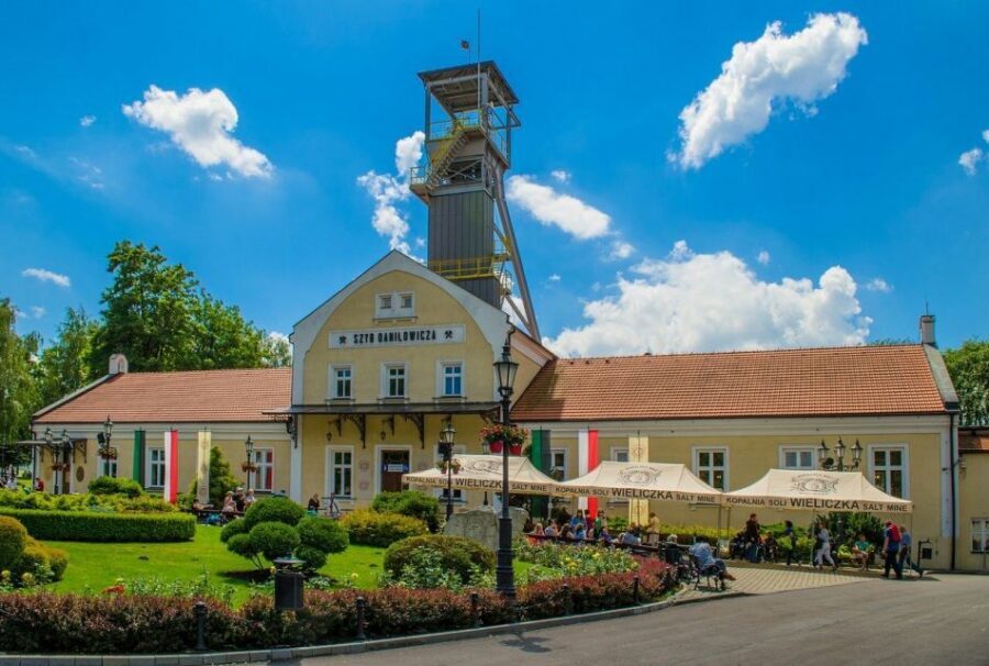 From Krakow: Wieliczka Salt Mine Tourist Route - Timing and walking pace: can you handle the 4 hours?