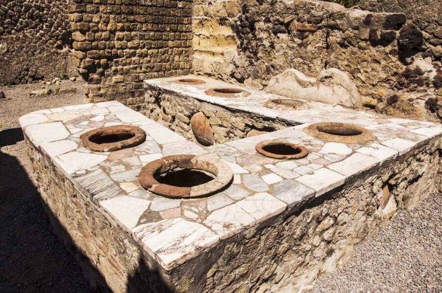 From Naples Port:Pompeii+Vesuvius tour - Vesuvius Timing: Making the Most of 90 Minutes