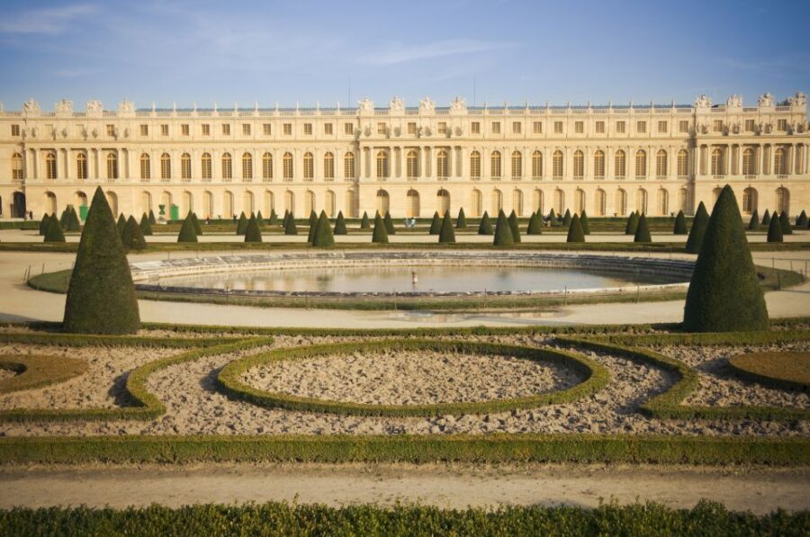 From Paris: Bike Tour to Versailles with Timed Palace Entry - Rain, heat, and the small practical details that matter