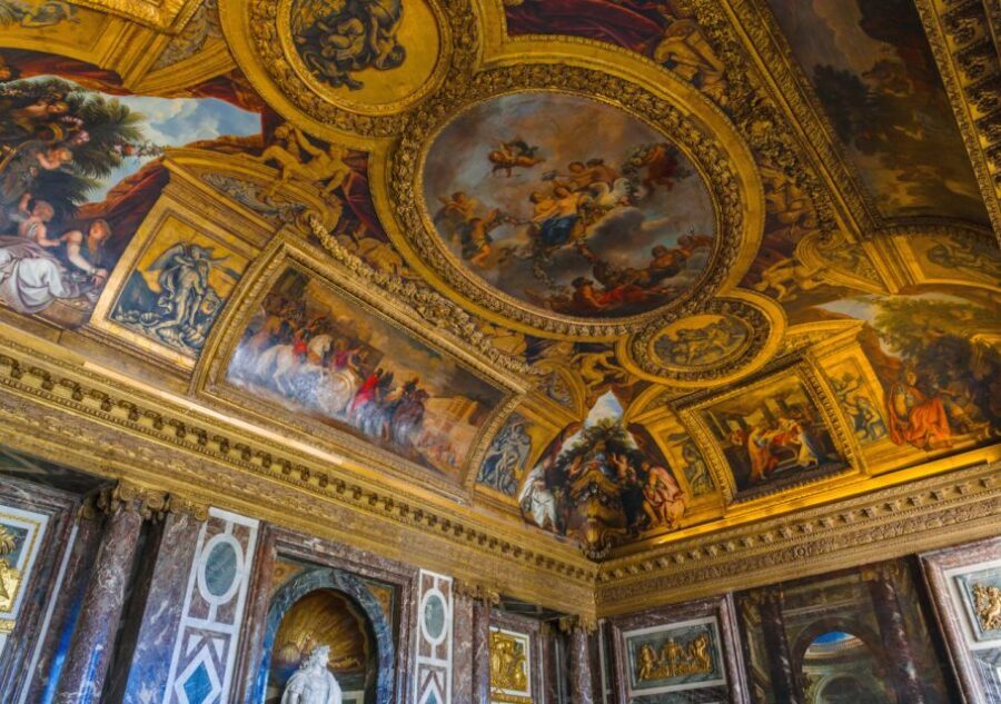 From Paris: Versailles Palace and Gardens Guided Day Trip - First inside: skipping the line and getting oriented fast