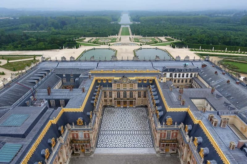 From Paris: Versailles Palace and Gardens with Transfer - Gardens and water shows: André Le Nôtre’s long-game design
