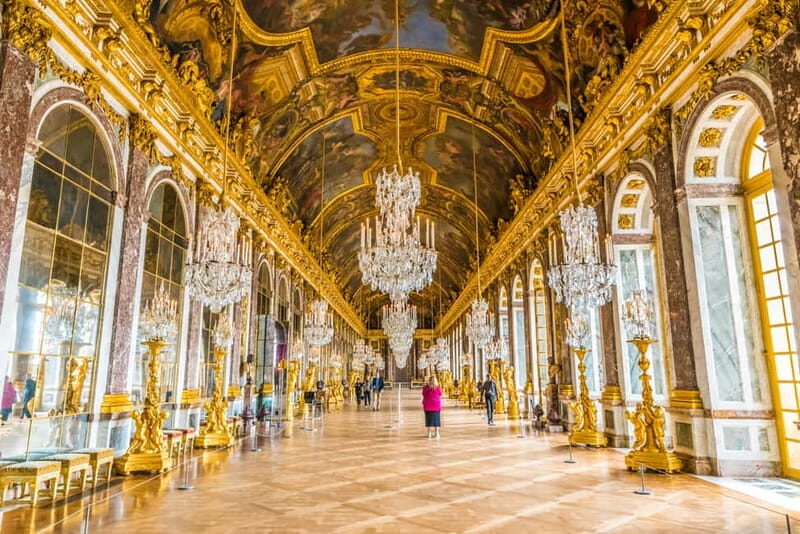 From Paris: Versailles Palace Guided Tour with Bus Transfers - Getting to Versailles smoothly: the bus ride and the meeting point