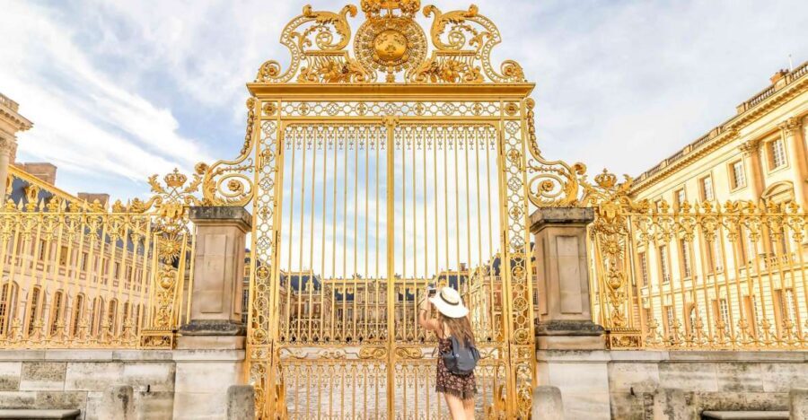 From Paris: Versailles Palace Self Guided & Gardens tickets - Paris to Versailles by air-conditioned bus: less friction, more time