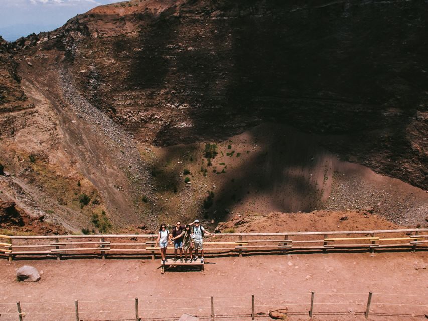 From Pompeii: Mt. Vesuvius Hike & Tour by Bus - What About the Guide: Expert Input Without Babysitting