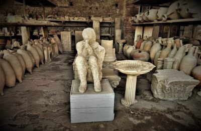 From Positano: Pompeii & Wine Tasting with Lunch