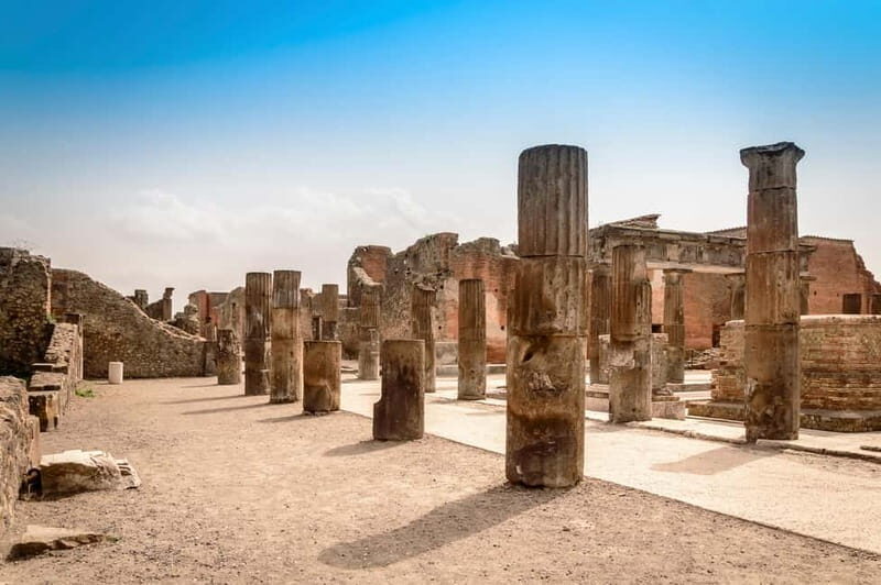 From Rome: Pompeii Guided Tour with Lunch - Traditional Italian Lunch in Pompeii: A Real Break, With One Expectation Check