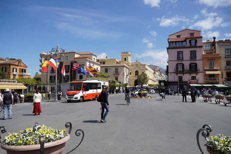 From Rome: Sorrento & Pompeii Day Trip with Guide or Ticket - Timing and logistics: why the long day still works