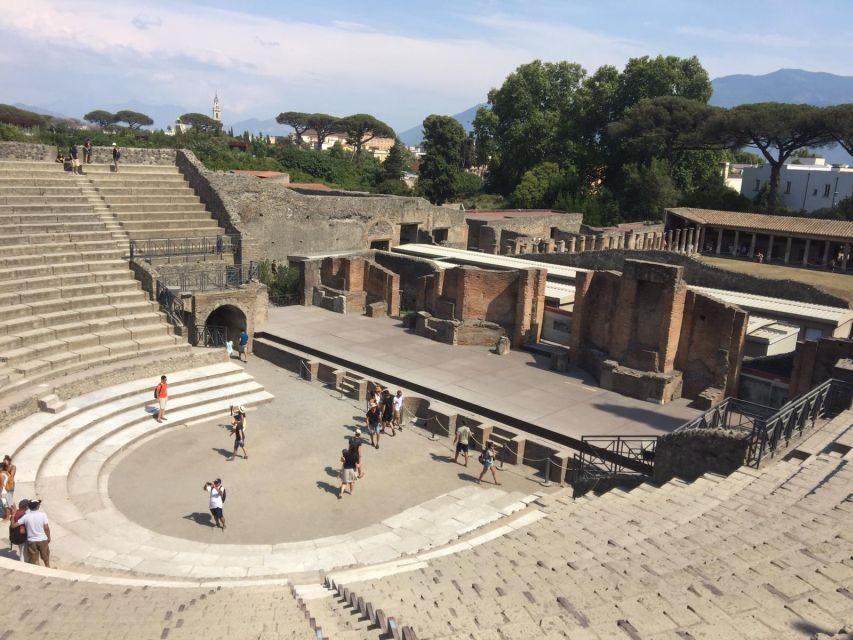 From Salerno: Pompeii Guided Walking Tour - From Salerno to Pompeii: the ride, the timing, and your morning sanity