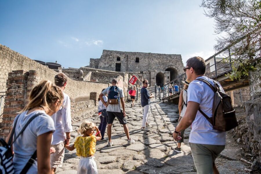 From Sorrento: Pompeii Half-Day Skip-the-Line Tour - The amphitheatre and the big crowd-pleaser moments