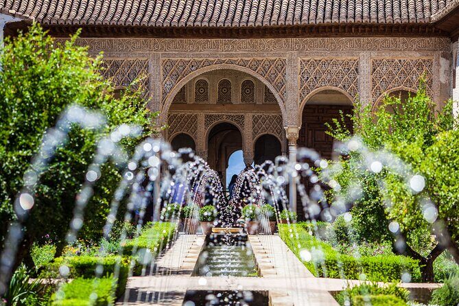 Full-Day Alhambra from Seville: Small Group & SkipLine Experience - Nasrid Palaces (Full Tour option): the rooms everyone talks about