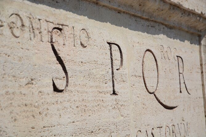 Full Day Civitavecchia Shore Private Excursion of Rome Highlights & Colosseum - Piazza Venezia and the View-Road Moments: Rome From the Van