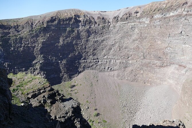 Full Day Tour to Pompeii, Vesuvius and Wine Tasting - Who this tour is best for