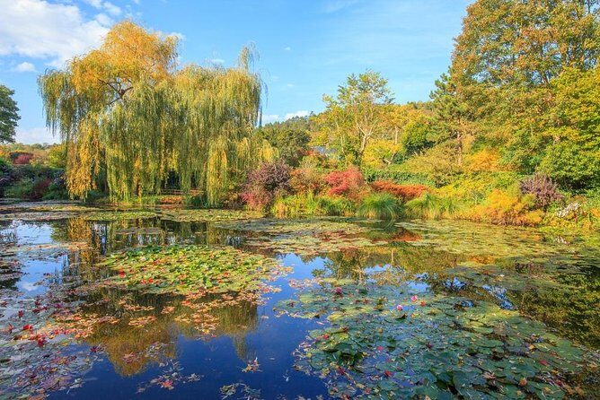 Giverny and Versailles Full-Day Private Guided Tour with Hotel Pickup - Key Things You’ll Notice on This Versailles + Monet Private Day