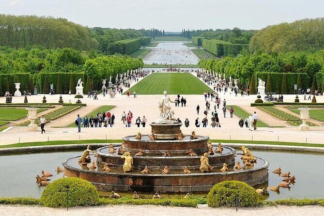 Giverny & Versailles Day Trip From Paris with Professional Guide - Price and value: what you’re paying for at $225.18