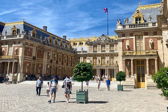 Giverny Versailles Trianon Small Group from Paris by Minivan - Getting From Paris to Giverny Without the Chaos
