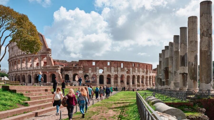 Gladiators & Saints: Colosseum Arena and St. Peter's Prison - Colosseum context: what you’ll actually learn as you walk
