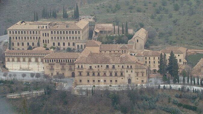 Granada full day: La alhambra completa + el Albaicin y Sacromonte - Nasrid Palaces: chambers, courtyards, and the human side of power