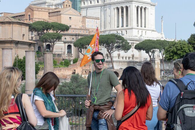 Guided tour of the Colosseum, Roman Forum and Palatine in Spanish - Tickets, ID, and documents: the one thing that can ruin your day