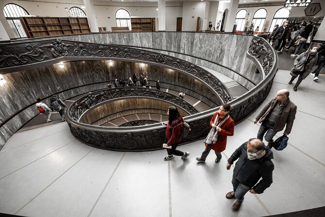 Guided tour of Vatican Museums and Sistine Chapel - Gallery of Maps: 15 minutes of 1580s worldbuilding