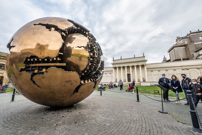 Guided tour of Vatican Museums and Sistine Chapel - Pace, earphones, and heat: the real-world tour experience