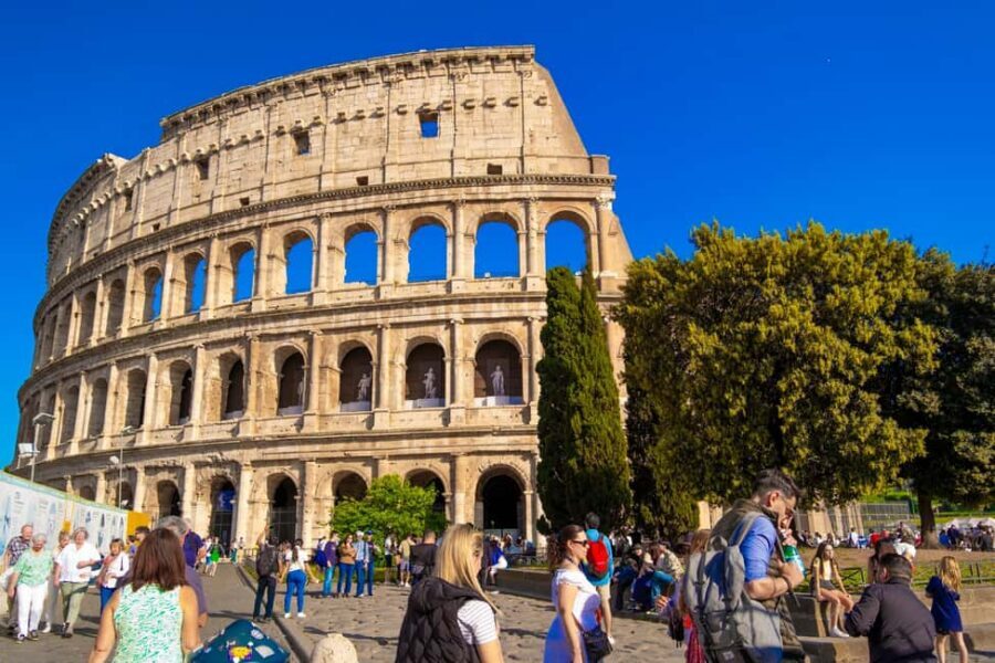 Guided Tour to the Palatine Coliseum and Roman Forum - A 3-Hour Spanish Route Through Rome’s Power Center