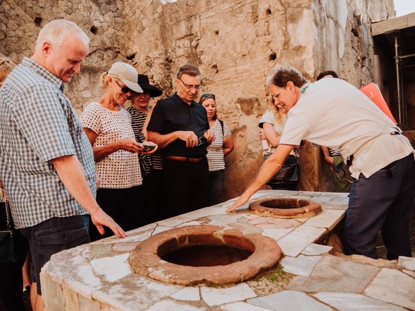 Herculaneum: Private Walking Tour with Archeologist Guide - Thermopolium and Other Everyday Stops You Can Actually Picture