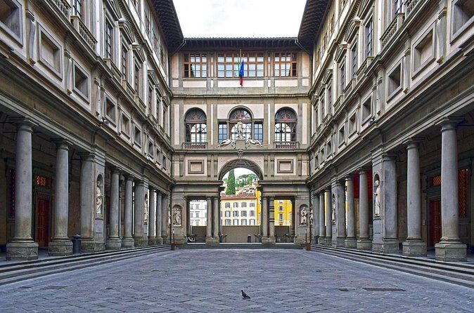 Highlights of Florence and Uffizi Gallery: Iconic Art & City Tour - Piazza della Signoria and Ponte Vecchio: art, politics, and the river in one arc