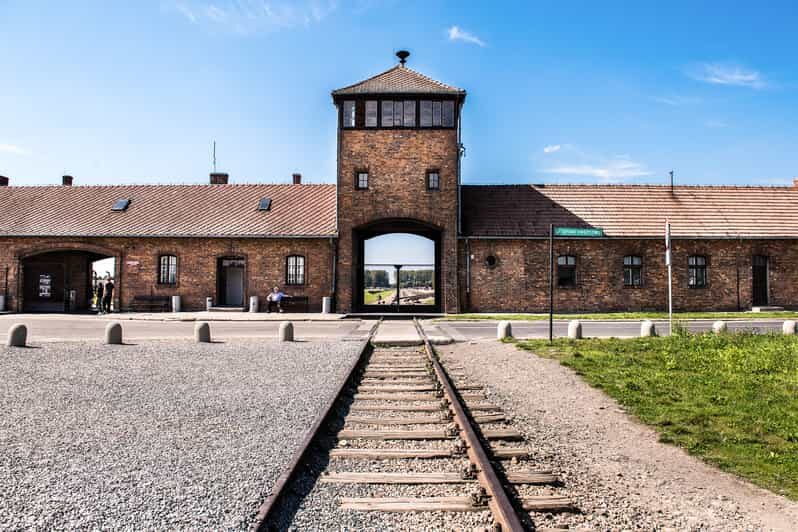 Krakow: Auschwitz-Birkenau & Wieliczka Salt Mine Day Tour - Auschwitz I to Birkenau in One Scheduled Day