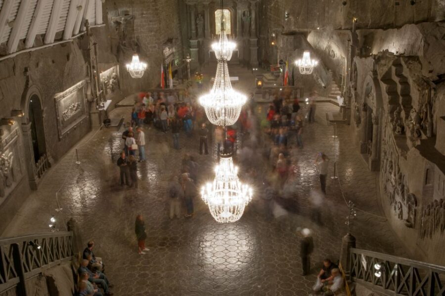 Krakow: Wieliczka Salt Mine Tour with Private Transfers - Private transfers from Krakow: the value is in the time and stress saved