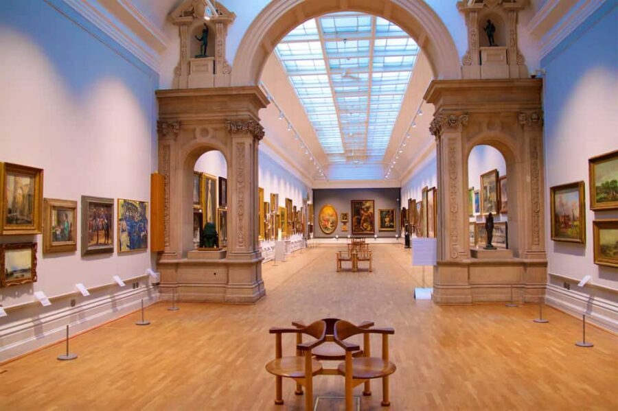 Louvre Masterpieces Private Guided Tour with Reserved Access - What you can and can’t bring (so your start stays smooth)