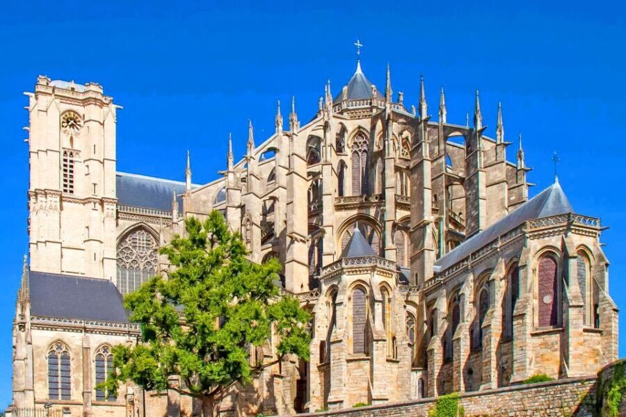 Madrid: Segovia and Toledo Tour, Alcazar, and Cathedral - Bilingual guiding: how it affects your experience