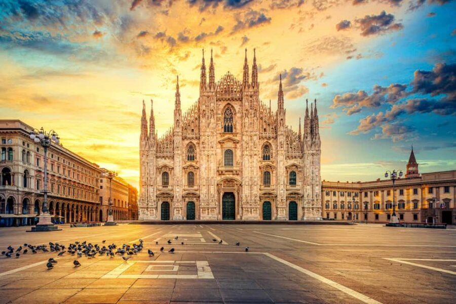 Milan Duomo Cathedral and Rooftop Terrace Guided Tour - Getting Into the Duomo Fast: Meeting Point and Skip-the-Line Reality