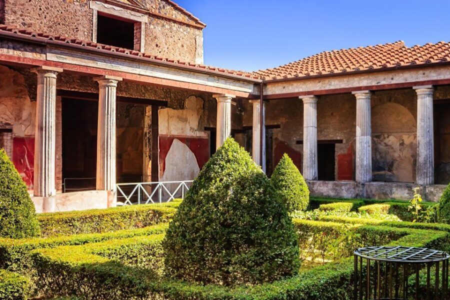 Naples: Pompeii & Mt. Vesuvius Day Trip with Tickets & Lunch - What to Bring (So the Hike Doesn’t Beat You)