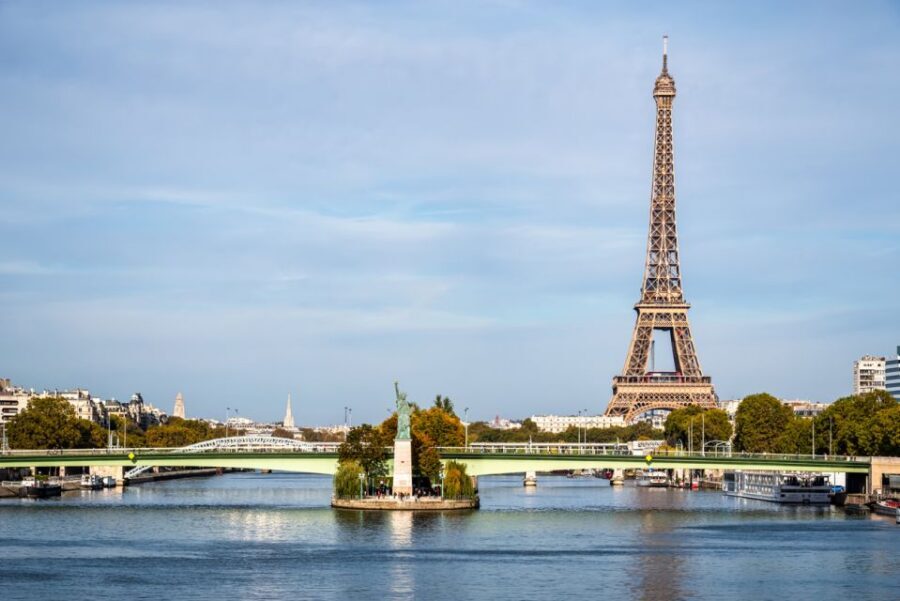Paris: Access to the Eiffel Tower's 2nd Floor - Strollers, Backpacks, and What You Can Bring