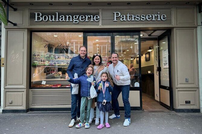 Paris Baking Insider Experience near Eiffel Tower - Group size, stairs, and the “tight bakery” reality check