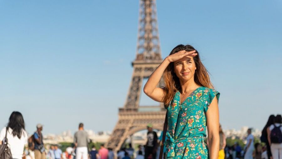 Paris: City Tour by Bus with Eiffel Tower & Optional Summit - The Illuminated Sights You’ll Clock from the Bus Windows