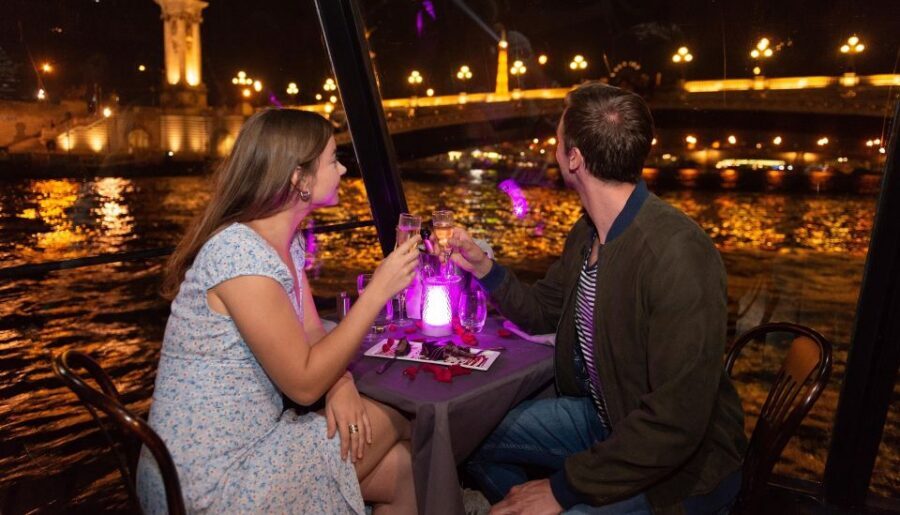 Paris: Dinner Cruise on the Seine and Eiffel Tower 2nd floor - Eiffel Tower 2nd floor: why this combo feels smart