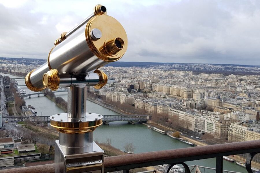 Paris: Eiffel Tower 2nd Floor Access or Summit Access - Small practical tips that make a big difference