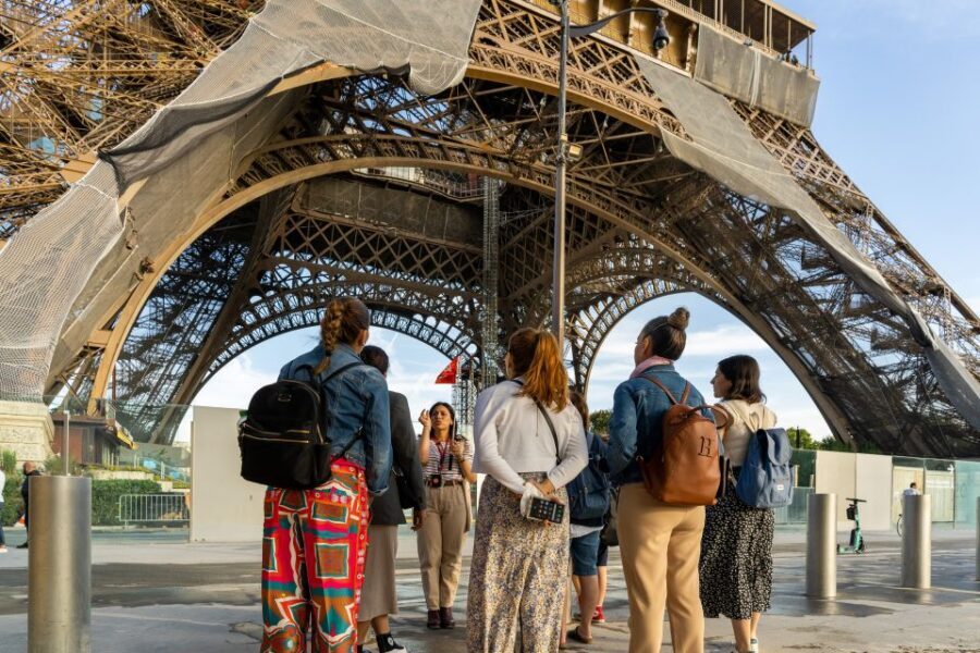 Paris: Eiffel Tower 2nd Floor or Summit Access - Free Time on the Tower: How to Get Better Photos Without Stress