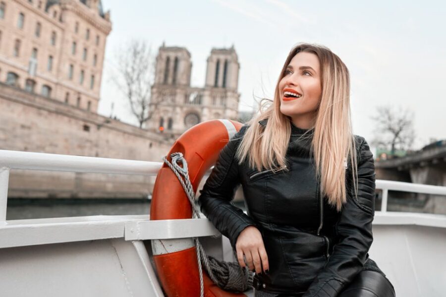 Paris: Eiffel Tower Access and Seine River Cruise - The host presentation: quick context that makes the views click