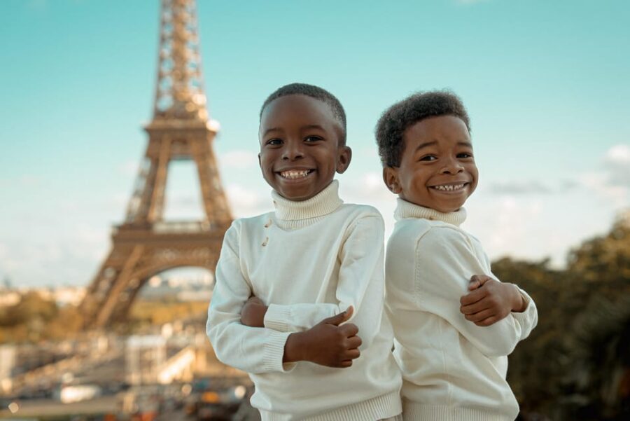 Paris: Eiffel Tower & Louvre Private Photoshoot - What You Actually Get: Edited Digital Photos That Look Like Real Editing