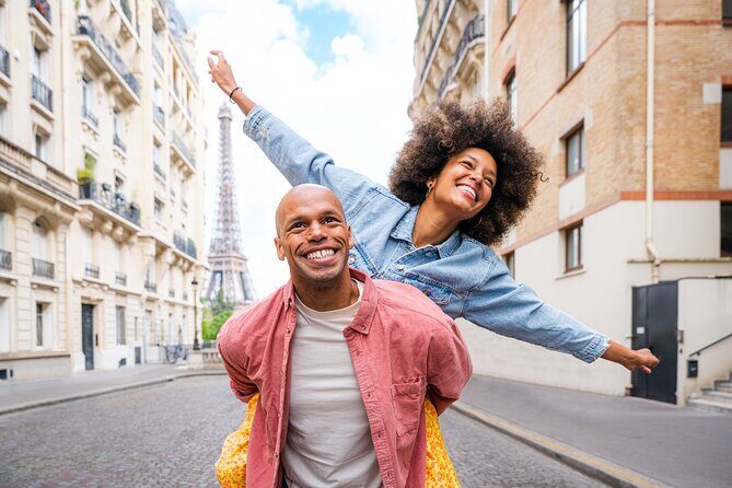 Paris: Eiffel Tower Photo Shoot - Getting Your Photos Within 24 Hours (and Why That Changes Everything)