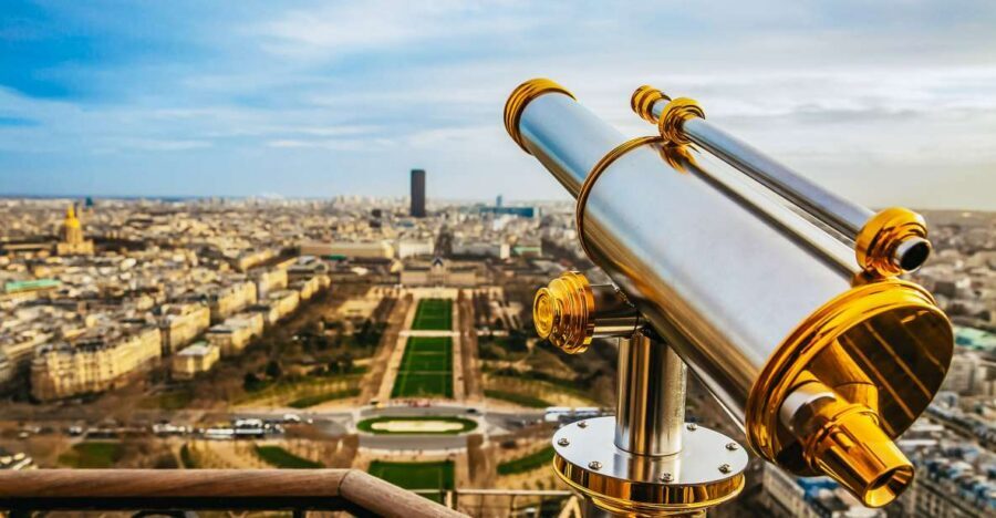 Paris: Eiffel Tower Tour with Summit or 2nd Floor Access - The guided history portion: what your host will cover