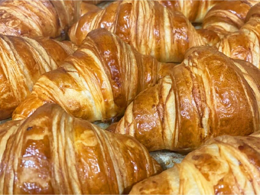Paris: Gourmet Food Tour & Louvre Museums Guided Tour - Bakery Stop: Viennoiseries and the Real Jambon Beurre