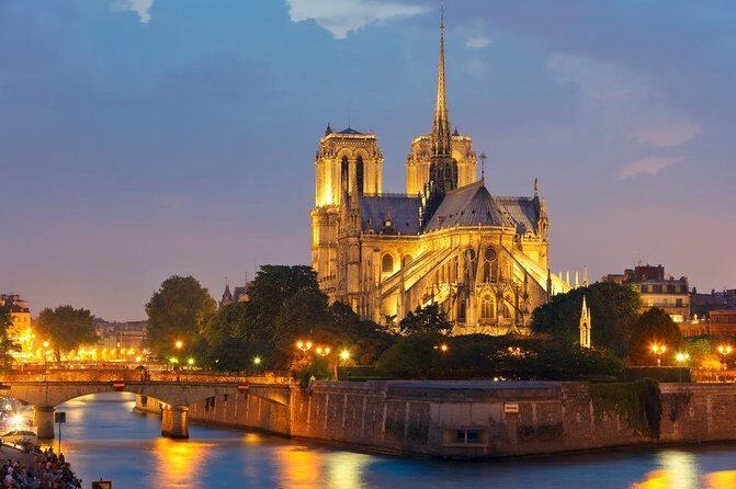Paris Lights Evening Bus Tour with Eiffel Tower Summit Option - Getting ready: mobile audio, headphones, and window reality