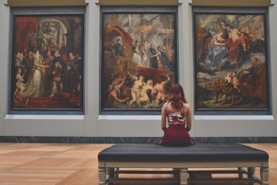 Paris: Louvre Masterpieces Tour with Pre-Reserved Tickets - Key highlights that make this Louvre tour work