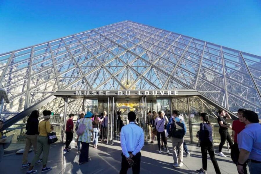 Paris: Louvre Museum Hosted Entry and Mona Lisa Audioguide - Hosted Entry Logistics: starting at Benlux Duty Free on Rue de Rivoli